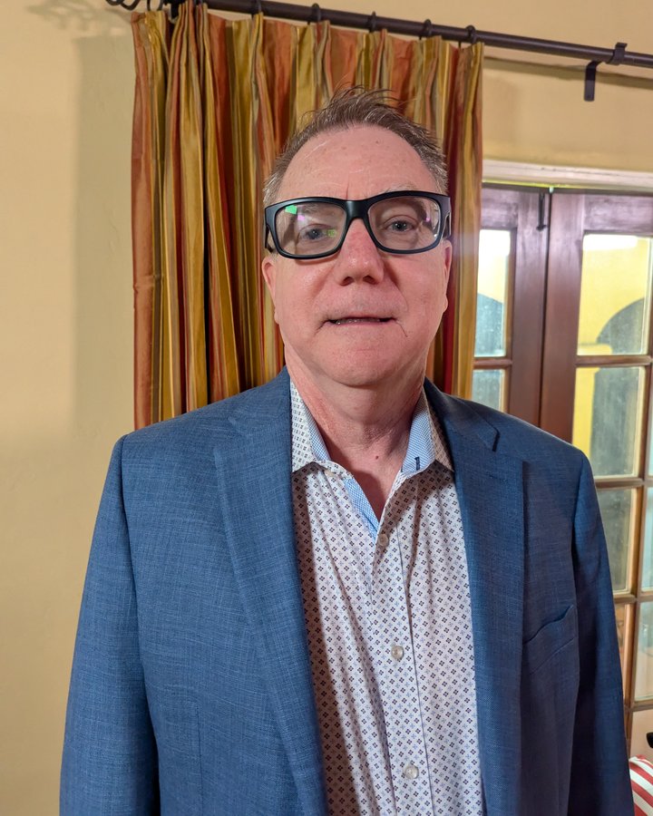 Dr. Douglas G. Farmer